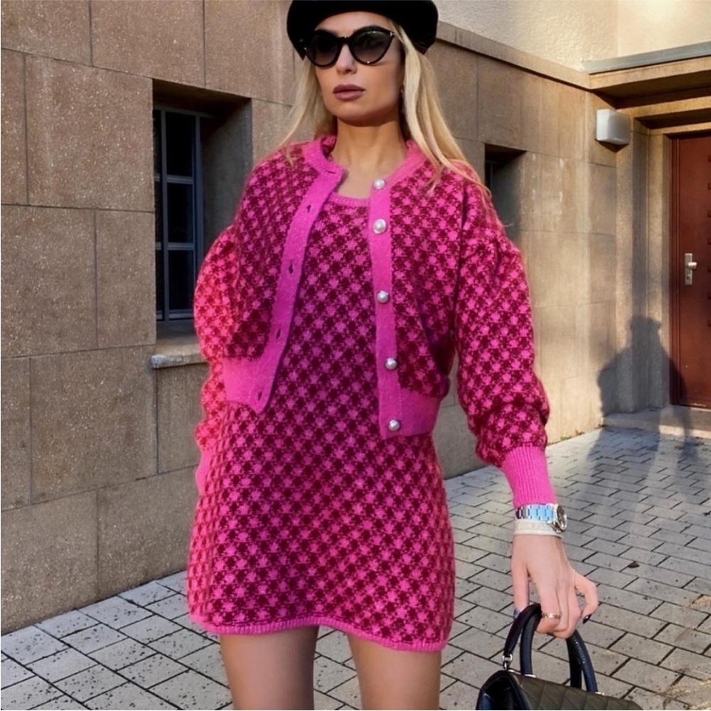 ZARA Women | Pink | PLAID KNIT DRESS - Picture 4 of 13